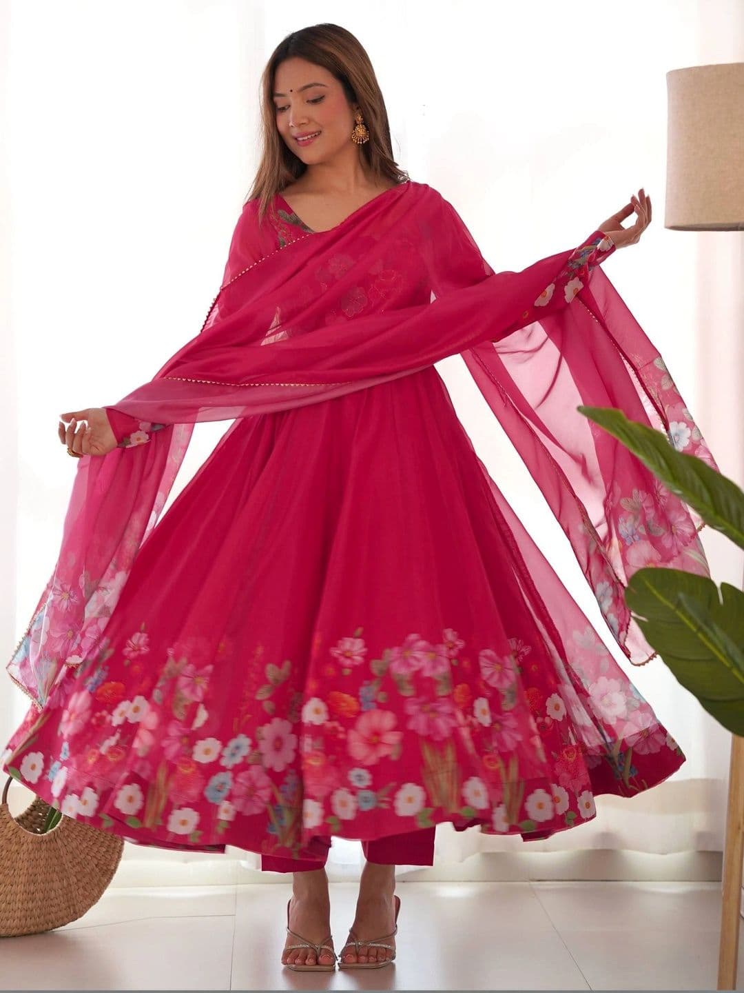 VASTRABELLA Women Floral Printed Empire Kurta with Trousers & With Dupatta thumbnail 7