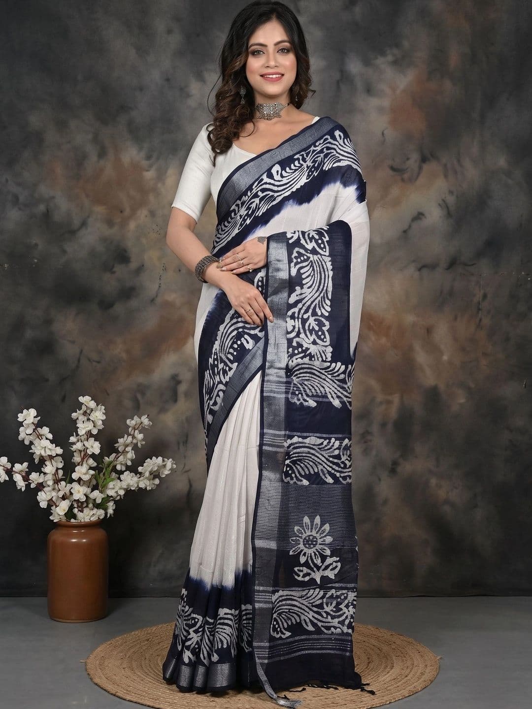 GitAsit Batik Sequinned Pure Cotton Handloom Taant Saree thumbnail 6