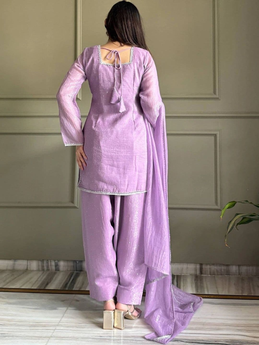 VASTRABELLA Women Regular Kurta with Patiala & With Dupatta thumbnail 5