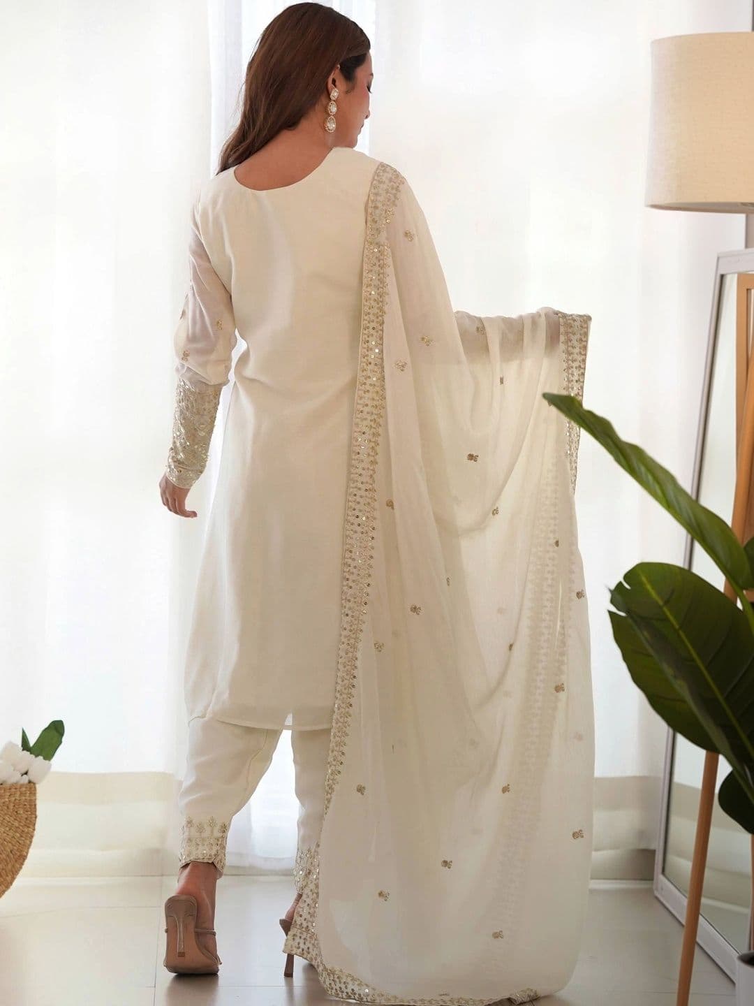 VASTRABELLA Women Ethnic Motifs Embroidered Regular Sequinned Kurta with Trousers & With Dupatta thumbnail 3