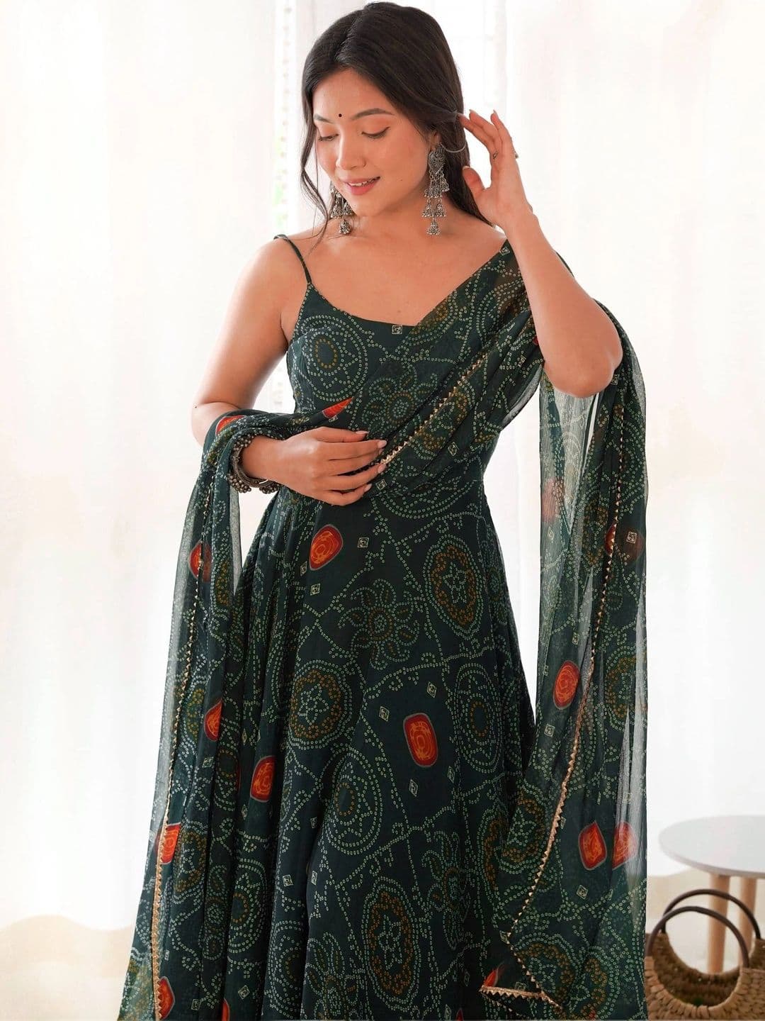 VASTRABELLA Women Ethnic Motifs Printed Regular Silk Chiffon Kurta with Pyjamas & With Dupatta thumbnail 2