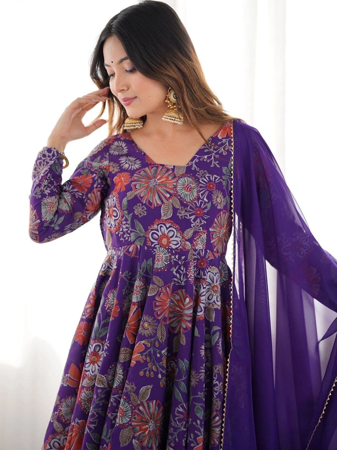 VASTRABELLA Women Floral Printed Empire Chanderi Silk Kurta with Palazzos & With Dupatta thumbnail 6