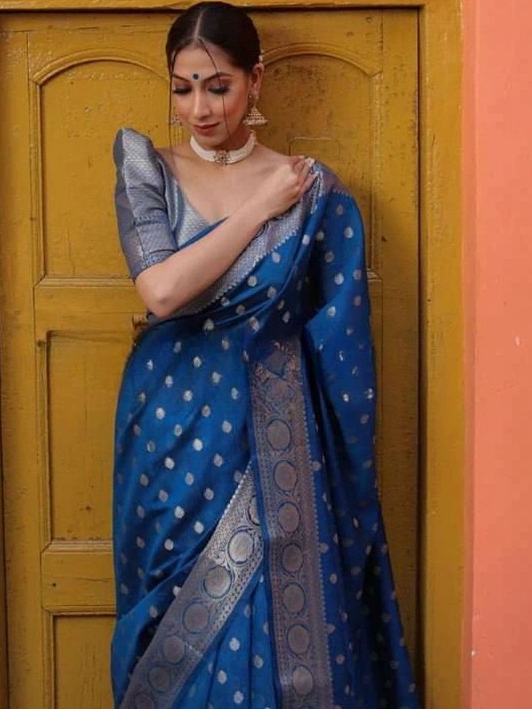 revika Woven Design Zari Art Silk Designer Kanjeevaram Saree thumbnail 3