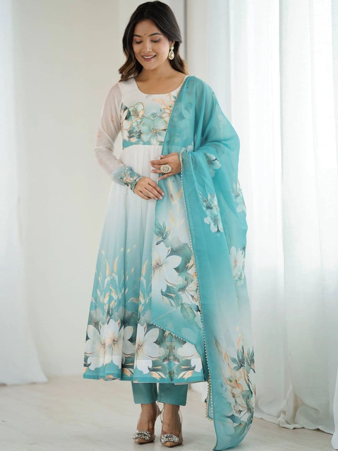 VASTRABELLA Women Floral Printed Empire Kurta with Trousers & With Dupatta thumbnail 6