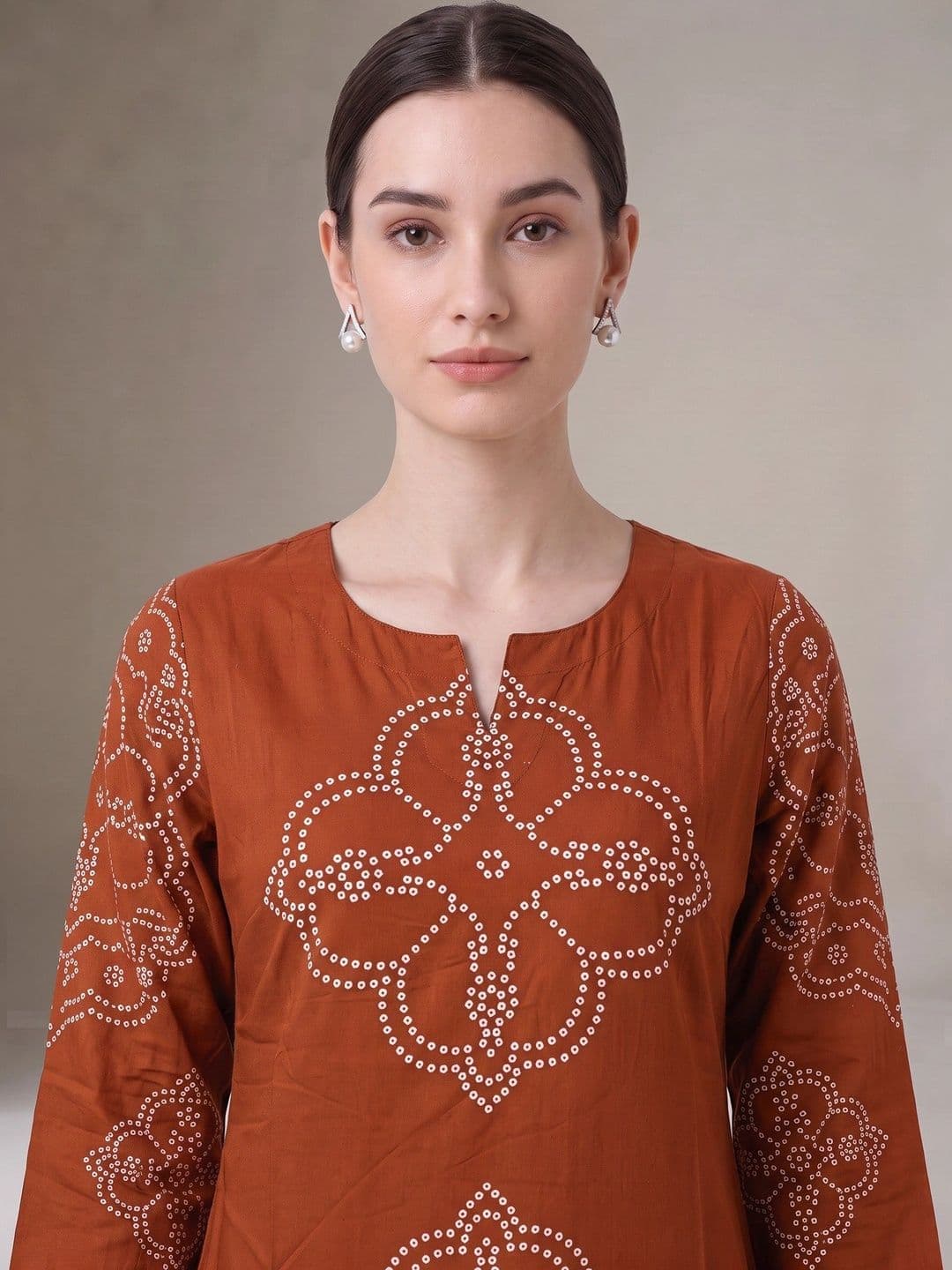 COTTON CULTURE Women Ethnic Motifs Printed Regular Kurta with Trousers thumbnail 3