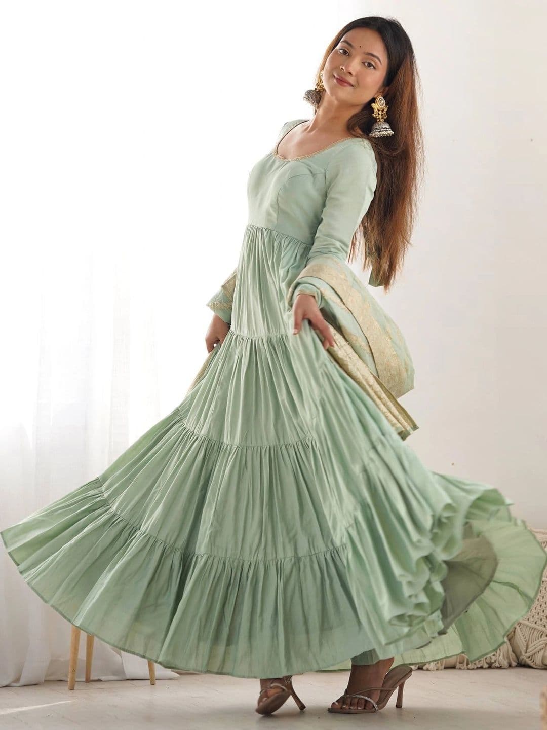 VASTRABELLA Women Tiered Chanderi Silk Kurta with Trousers & With Dupatta thumbnail 7