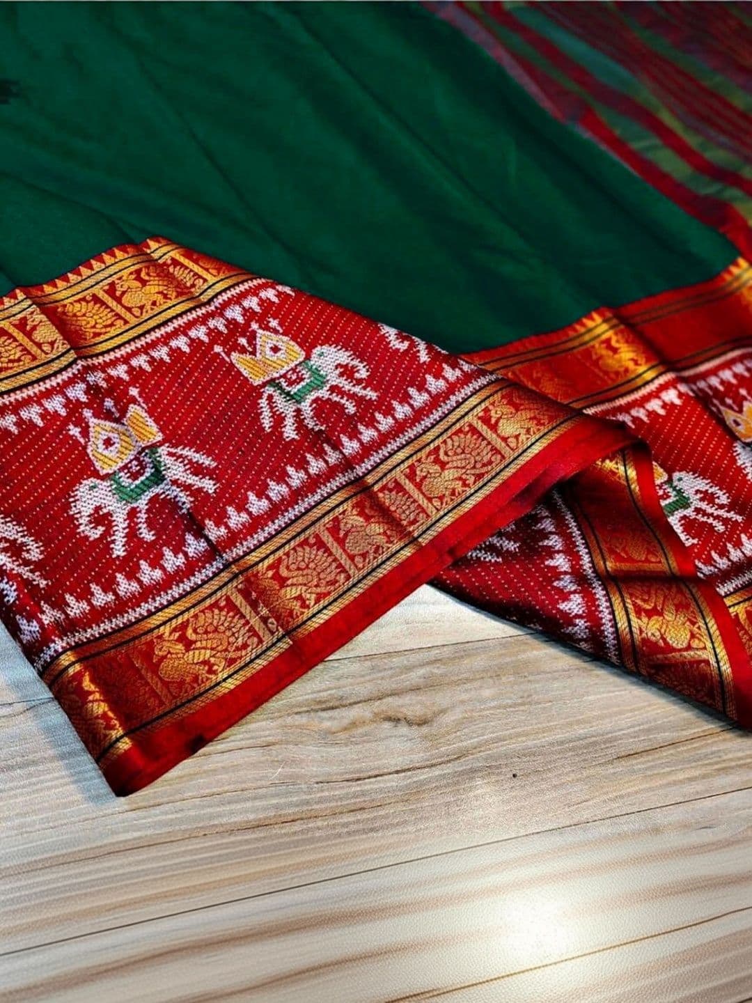 Owee Zari Silk Cotton Designer Narayan Peth Saree thumbnail 3