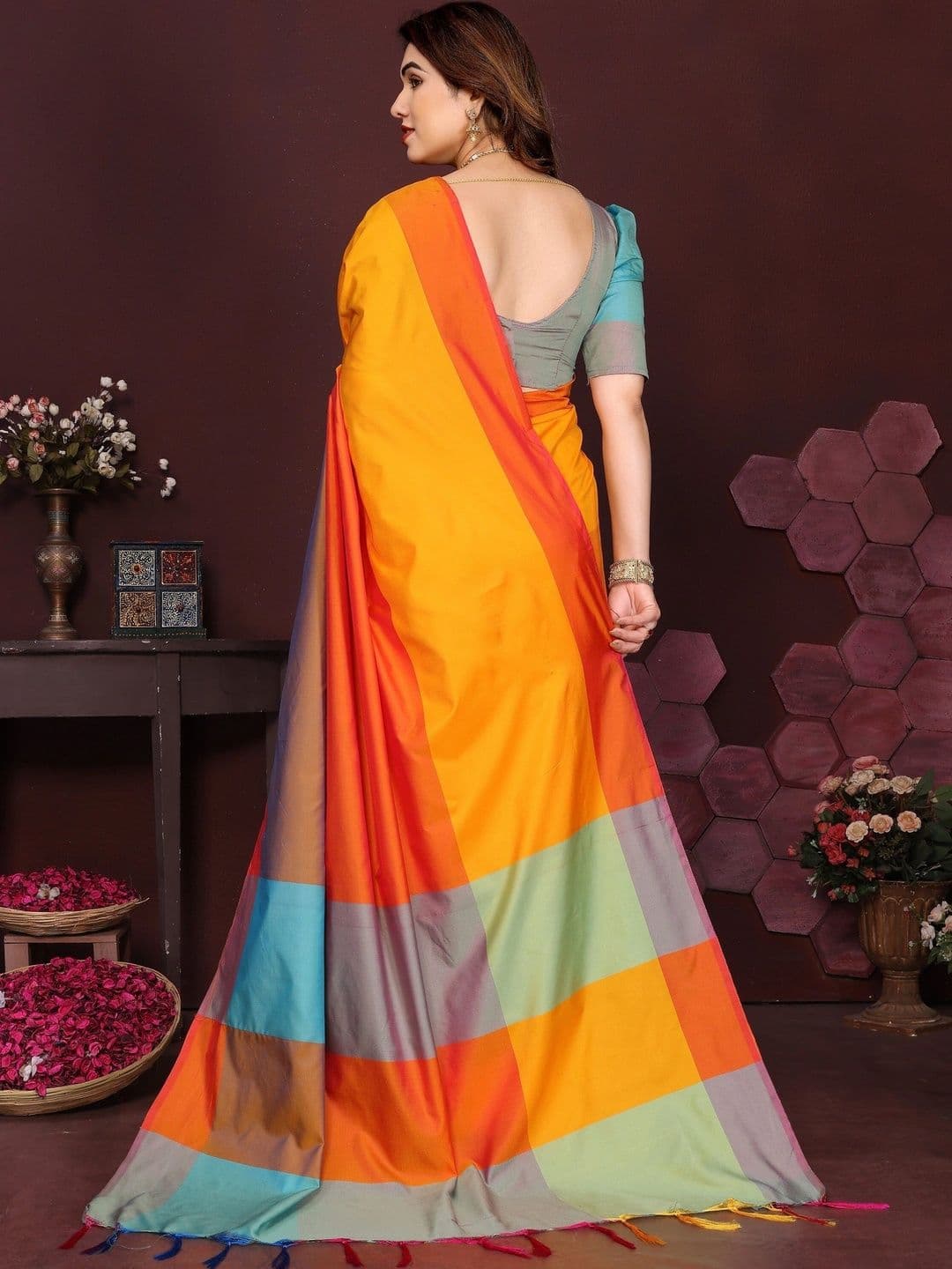 Owee Silk Cotton Designer Saree thumbnail 2