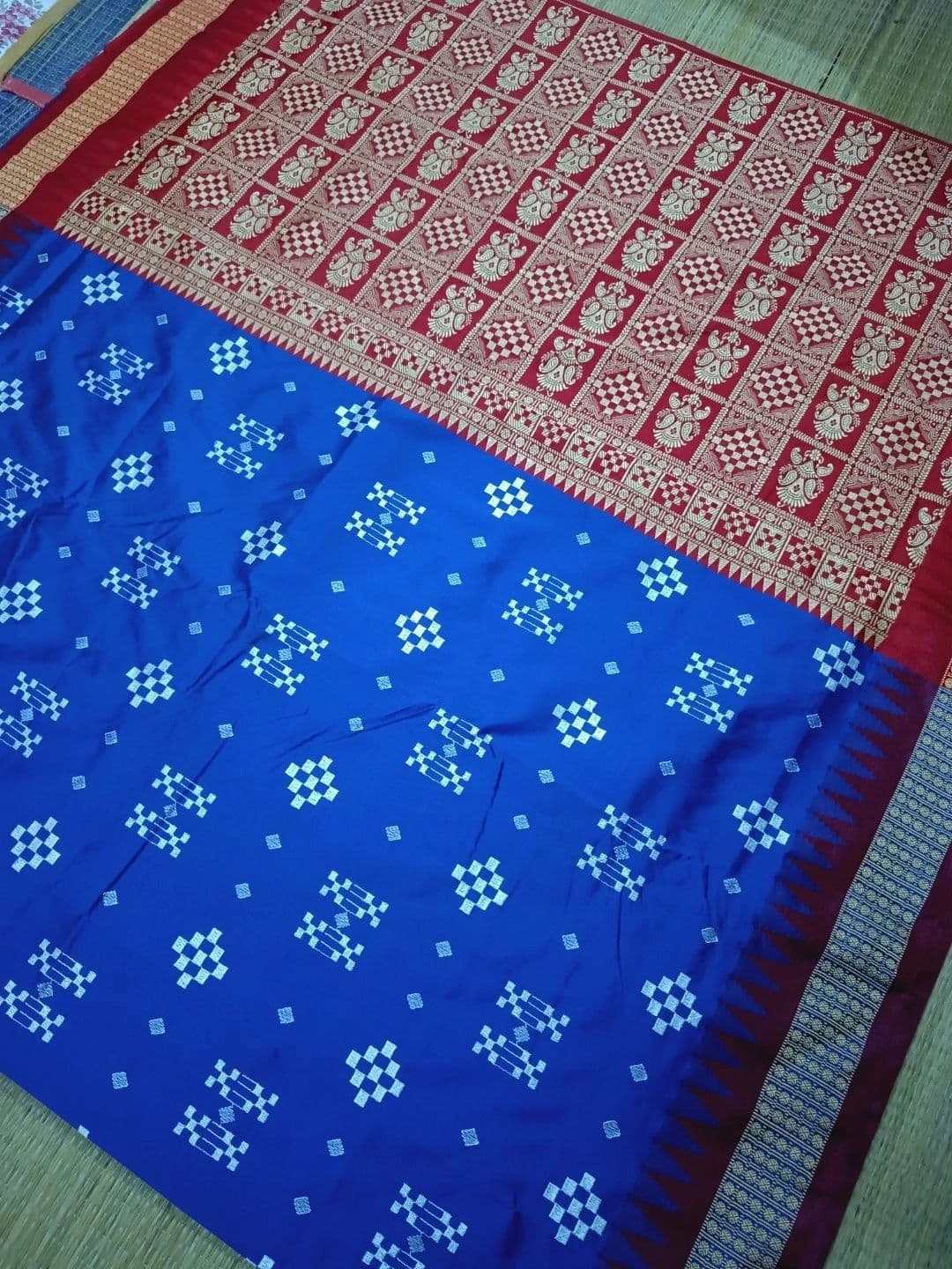 SHOPSILK Woven Design Zari Art Silk Sambalpuri Saree thumbnail 2