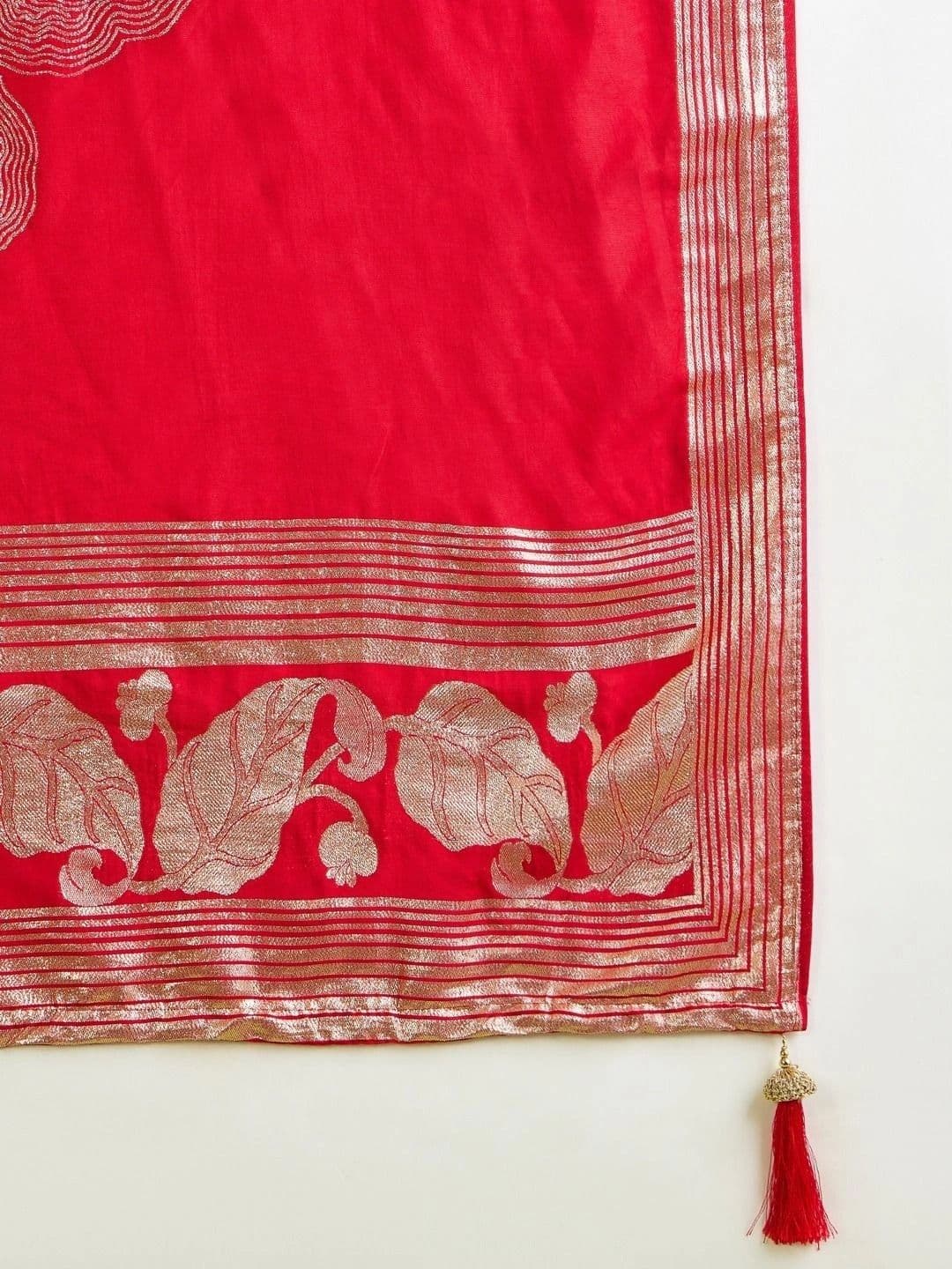Saree mall Woven Design Silk Blend Designer Banarasi Sarees thumbnail 3