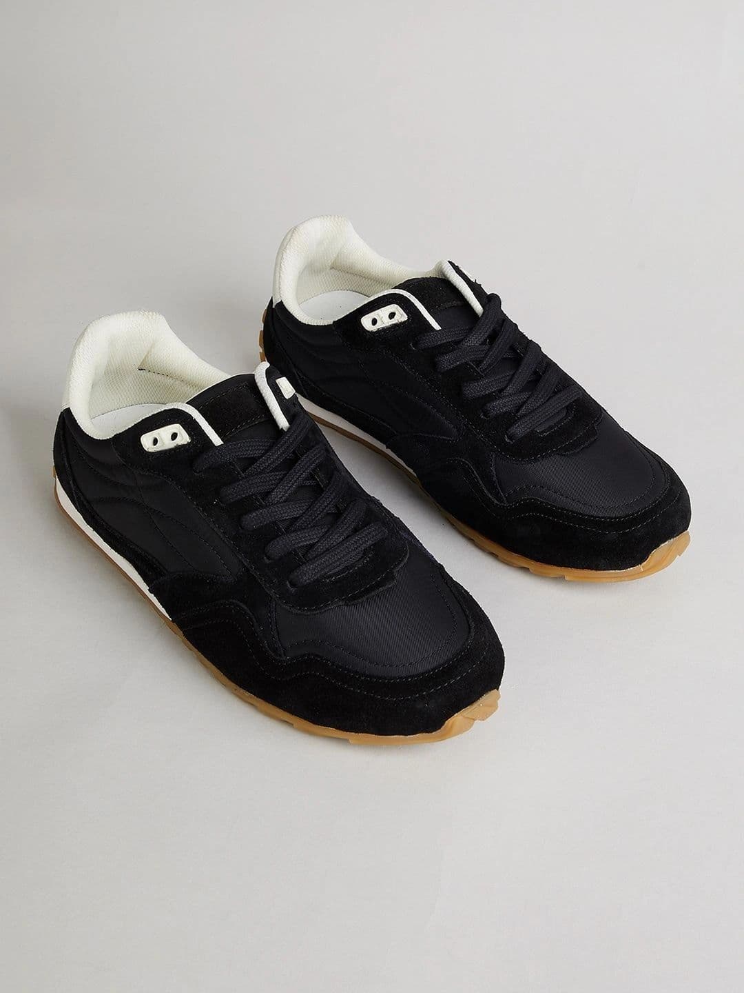 Ginger by Lifestyle Women Colourblocked Leather Sneakers - view 1