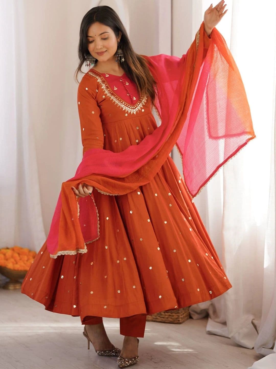 VASTRABELLA Women Empire Sequinned Kurta with Trousers & With Dupatta thumbnail 4