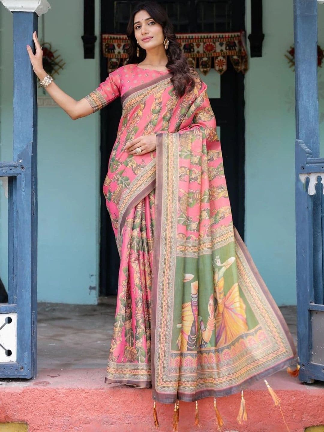 HOUSE OF PRANSHI Floral Linen Blend Jamdani Saree - view 1