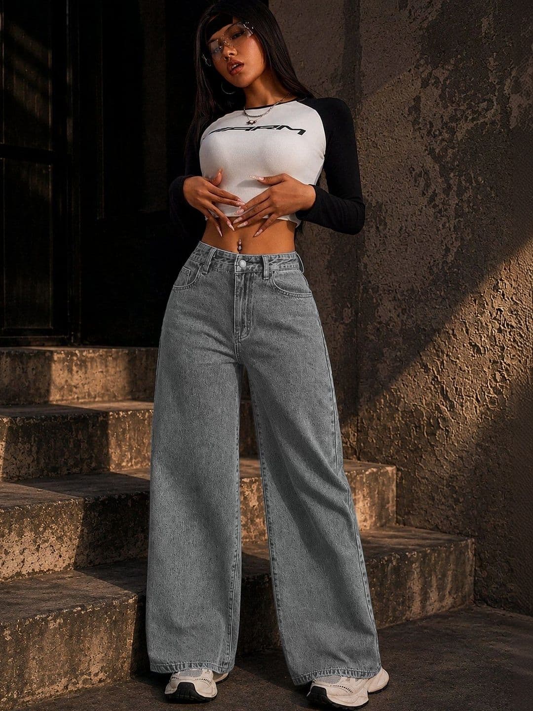 Flying Girls Women Comfort Boyfriend Fit High-Rise Light Fade Stretchable Jeans thumbnail 2