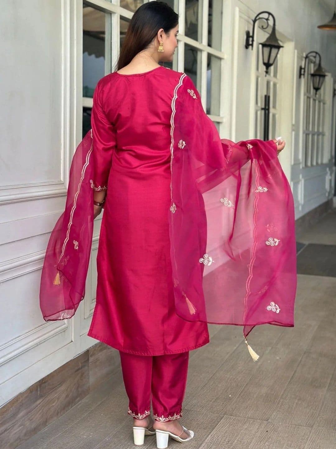 FIC FUSION CULTURE Women Ethnic Motifs Embroidered Regular Thread Work Kurta with Trousers & With Dupatta thumbnail 7