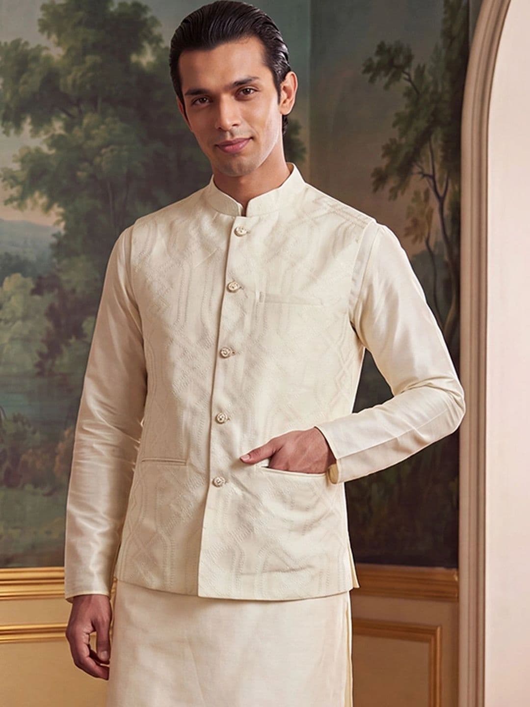 House of Pataudi Jacquard Woven Design Koti - view 1
