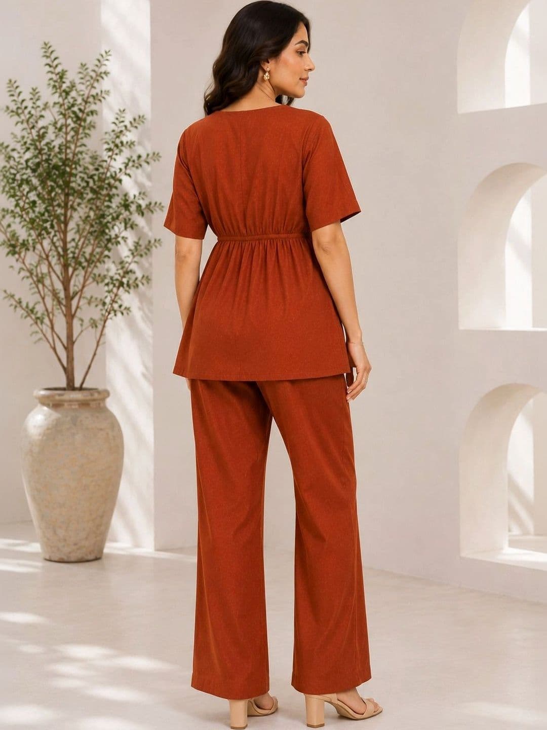 Mitera Women Regular Linen Kurta with Trousers thumbnail 4