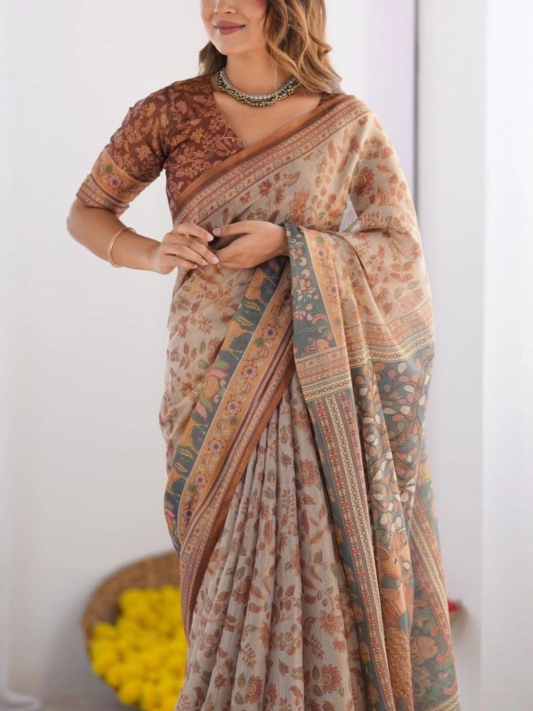 HOUSE OF PRANSHI Kalamkari Linen Blend Jamdani Saree thumbnail 2