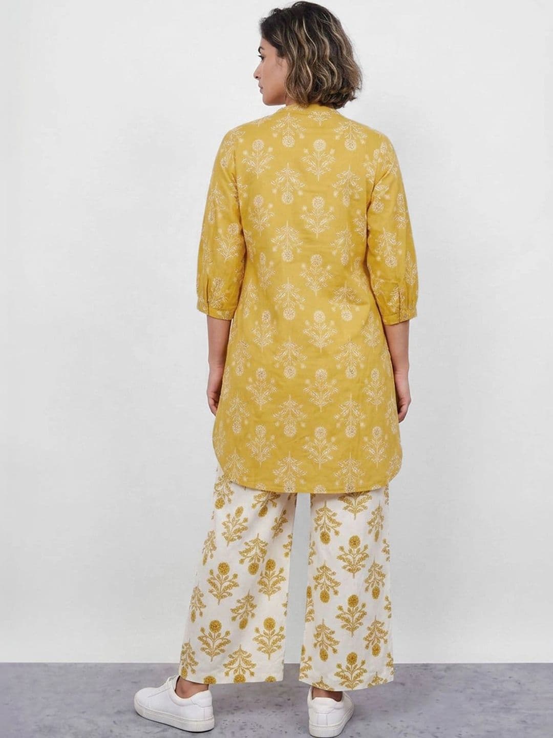 Melange by Lifestyle Women Ethnic Motifs Printed Regular Pure Cotton Kurti with Palazzos thumbnail 3