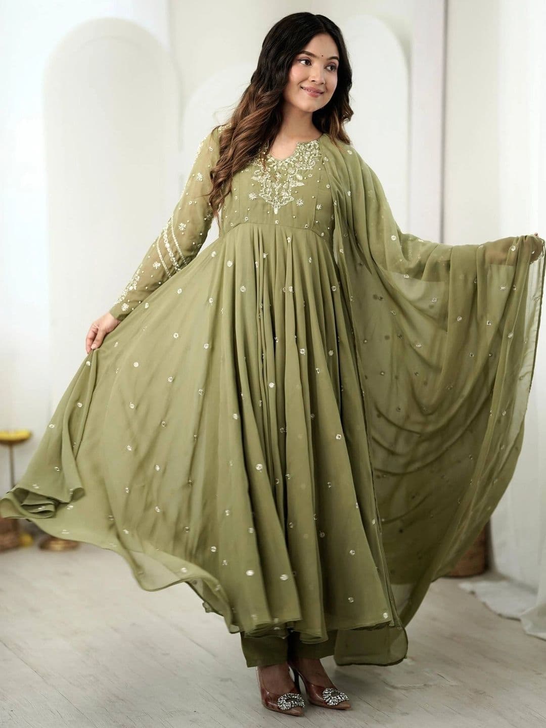 VASTRABELLA Women Ethnic Motifs Embroidered Empire Sequinned Silk Georgette Kurta with Trousers & With thumbnail 2