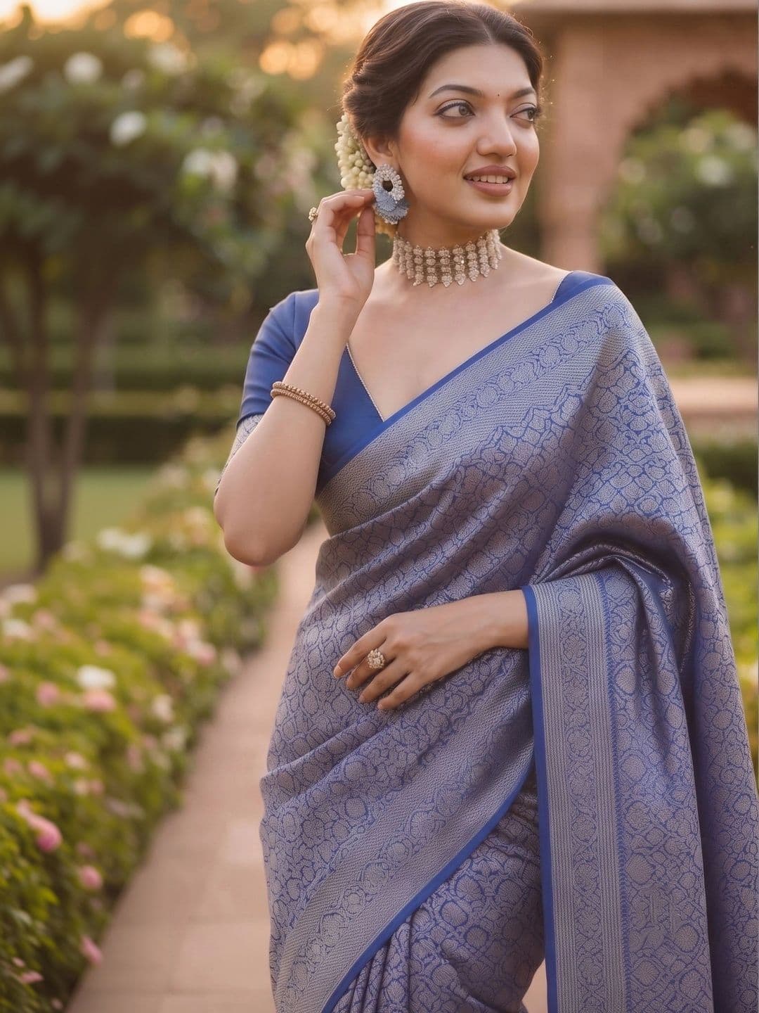 VILLE FASHION Woven Design Zari Art Silk Kanjeevaram Saree thumbnail 2