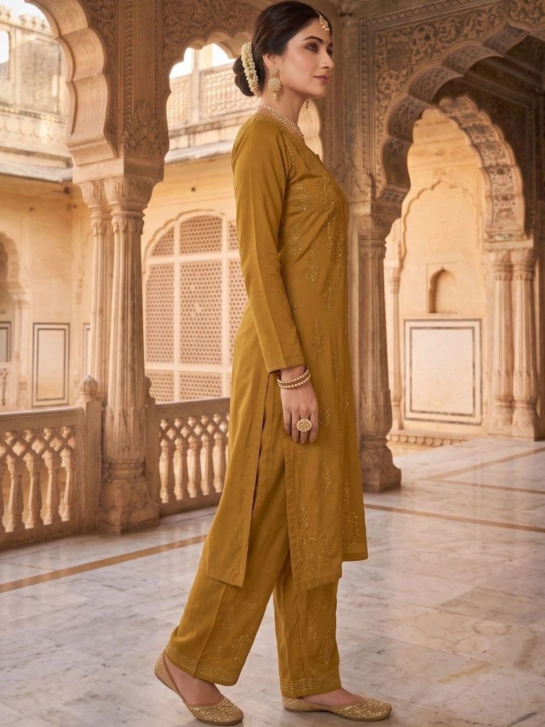 Fashion Chikan Art Women Ethnic Motifs Embroidered Regular Thread Work Kurta with Palazzos thumbnail 3