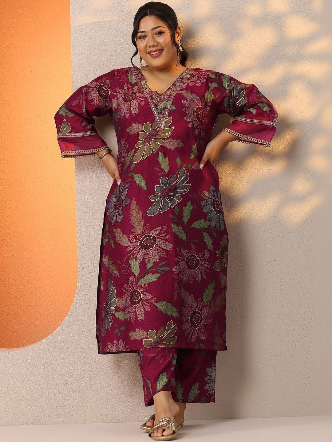 Extra Love By Libas Plus Size Floral Printed Regular Thread Work Kurta with Palazzos thumbnail 4