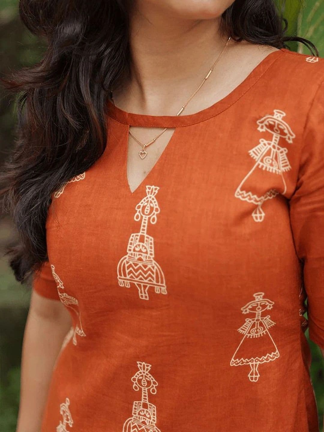 Moda Rapido Women Ethnic Motifs Printed Regular Kurta with Trousers thumbnail 2