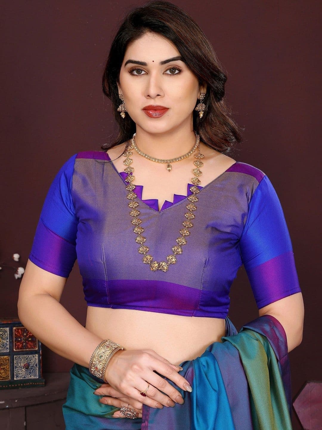 Owee Silk Cotton Designer Saree thumbnail 3