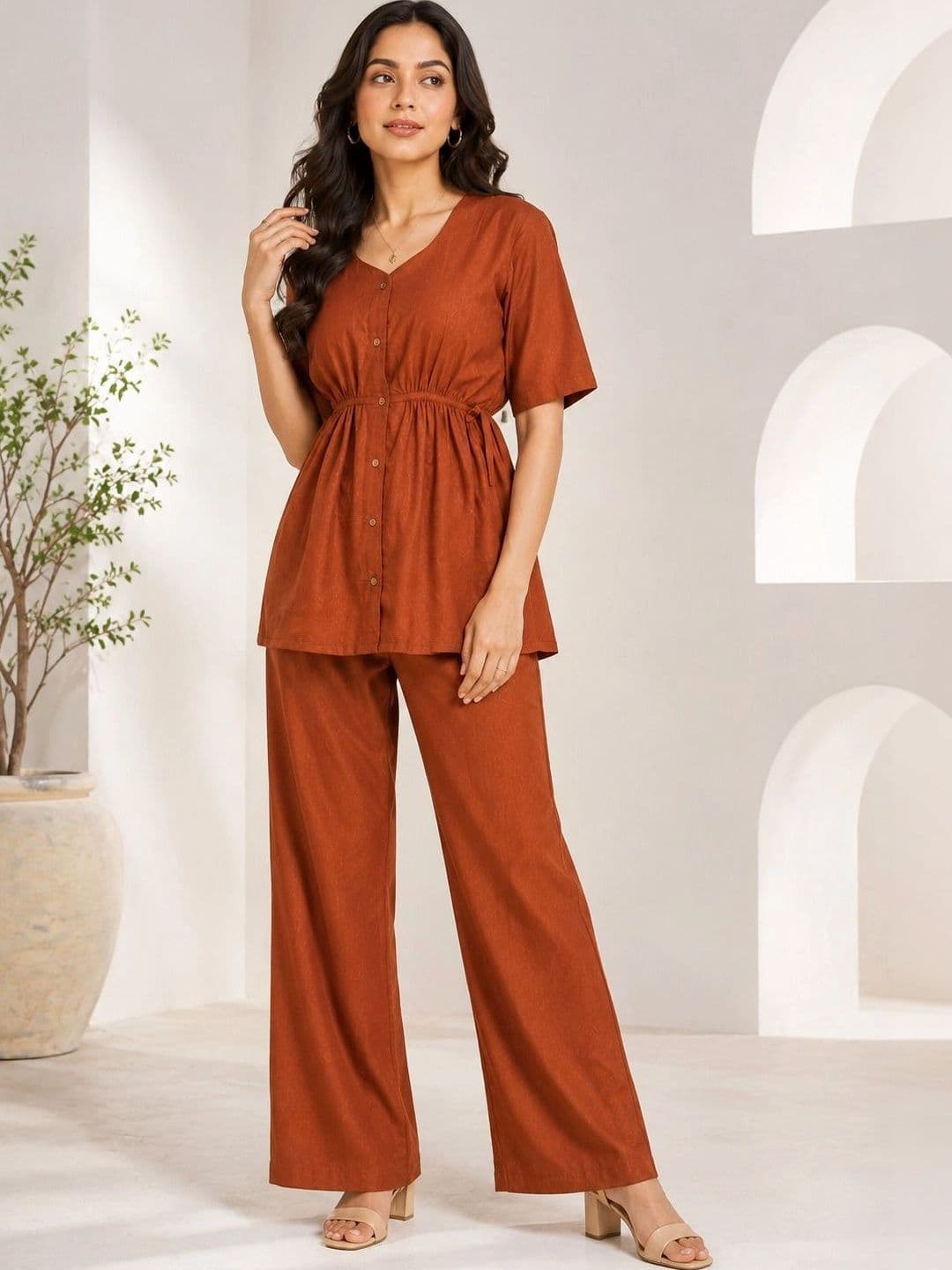 DIVASTRI Women Empire Linen Kurta with Trousers thumbnail 4
