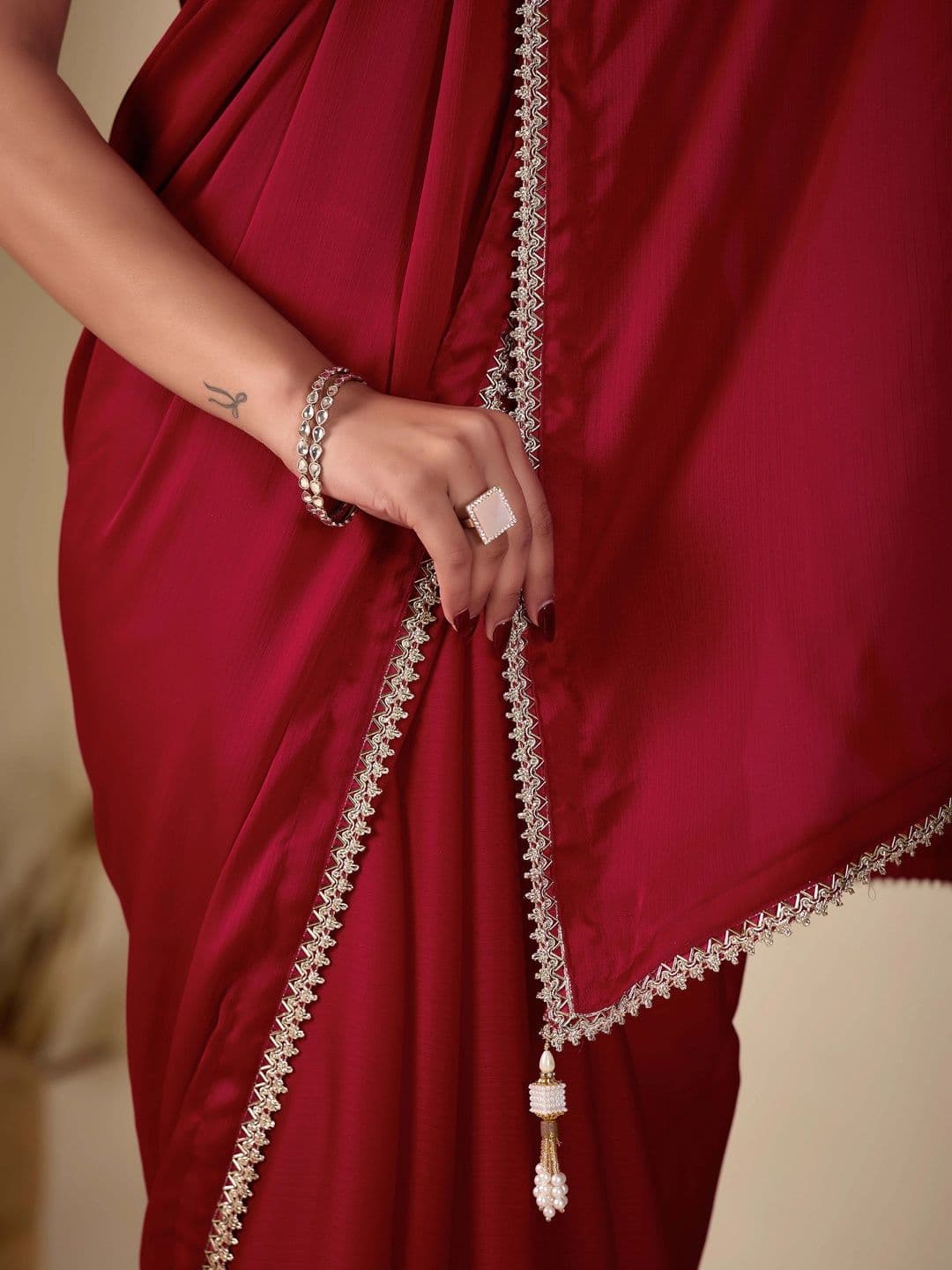 house of kk Party Wear Saree for Women thumbnail 4