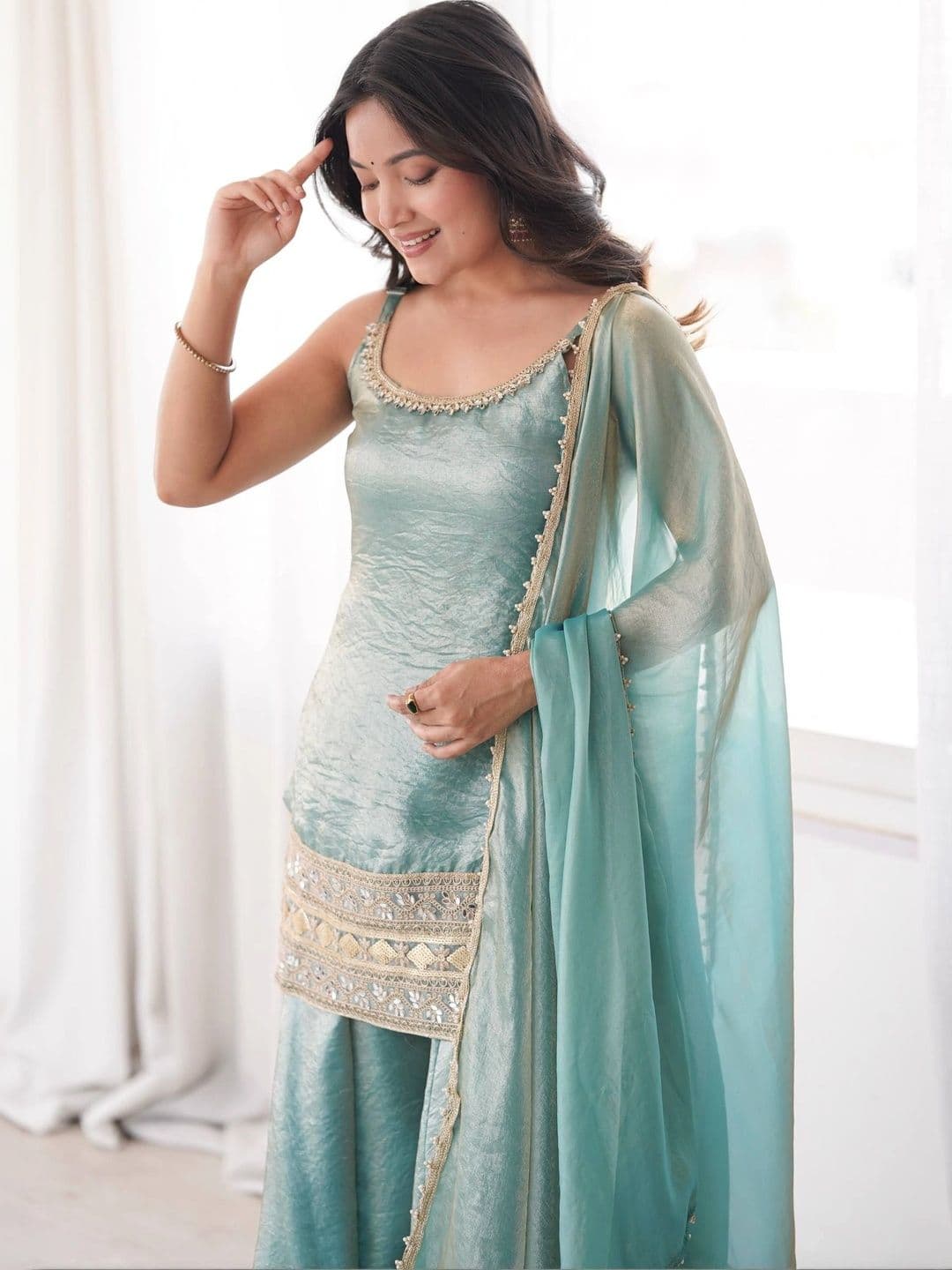 VASTRABELLA Women Ethnic Motifs Regular Sequinned Pure Silk Kurta with Sharara & With Dupatta thumbnail 2