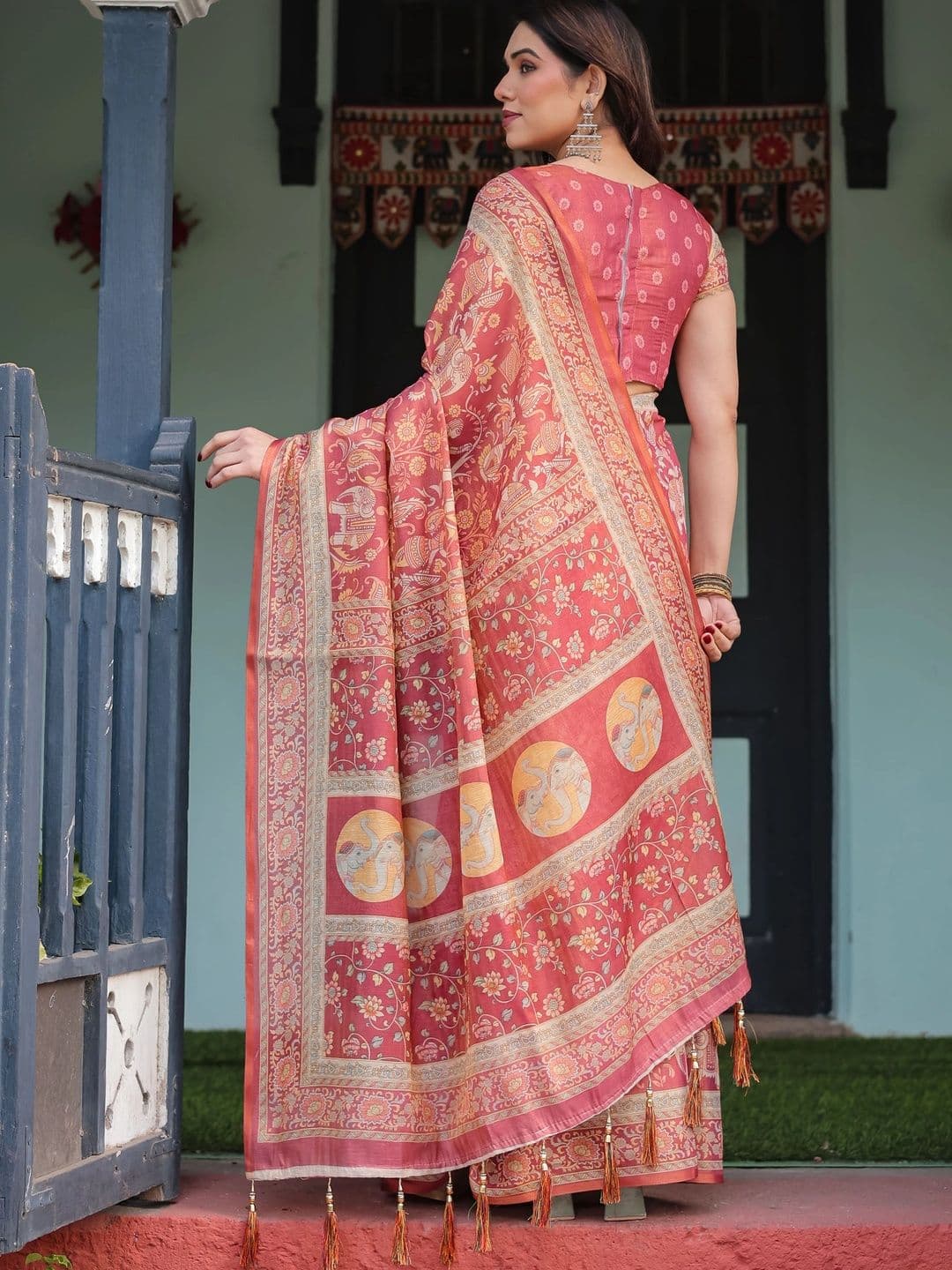 Suha Paisley Art Silk Saree thumbnail 2