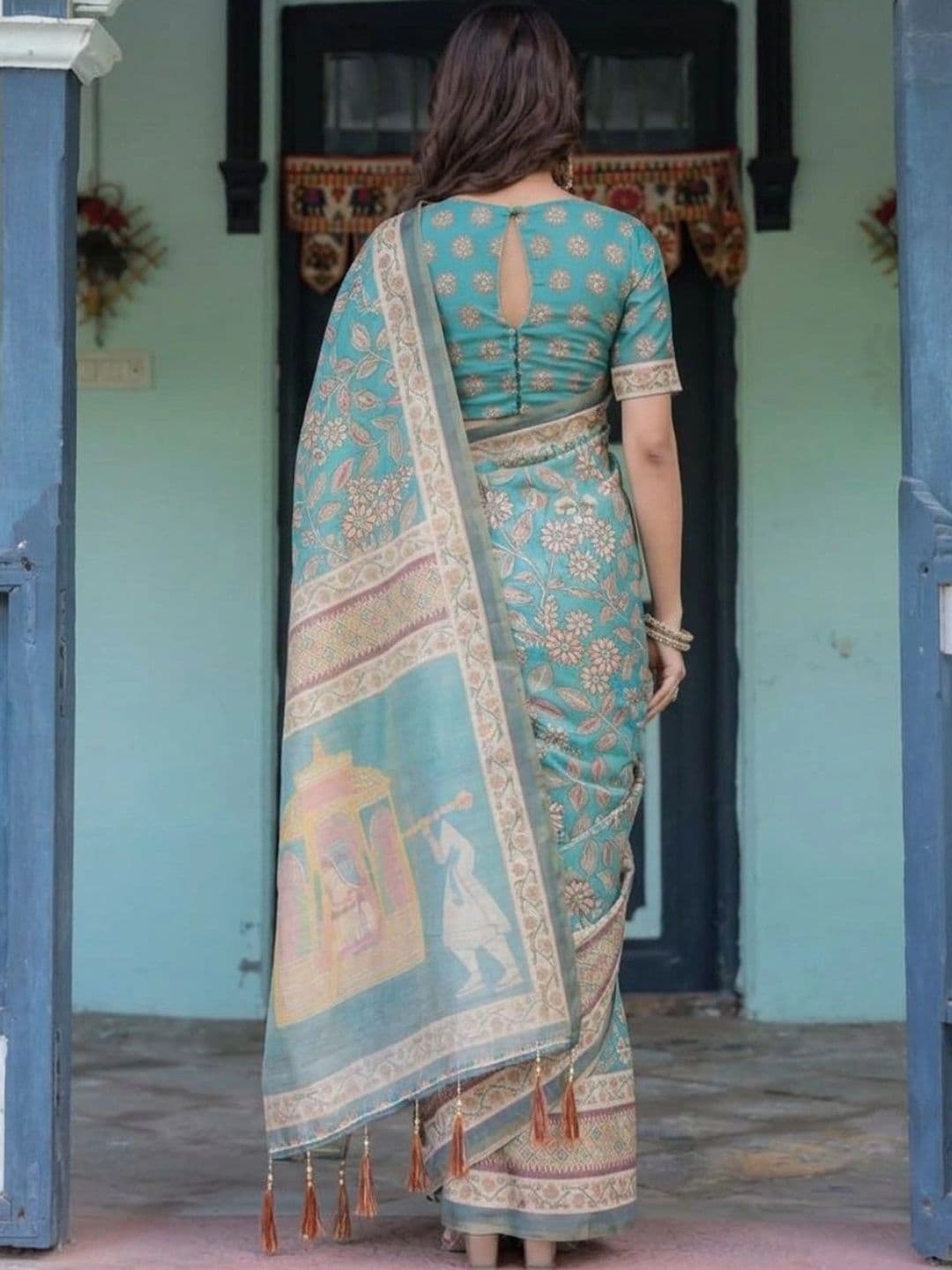 HOUSE OF PRANSHI Floral Linen Blend Jamdani Saree thumbnail 2