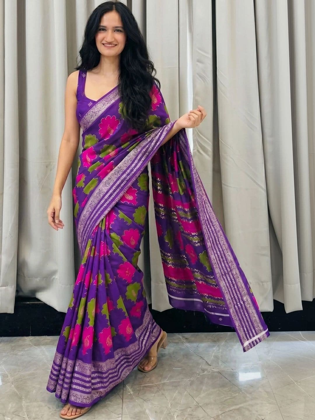 Owee Floral Zari Silk Blend Designer Saree - view 1