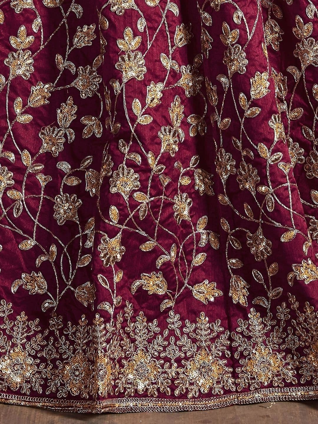 Zeel Clothing Embroidered Sequinned Semi-Stitched Lehenga & Unstitched Blouse With Dupatta thumbnail 4