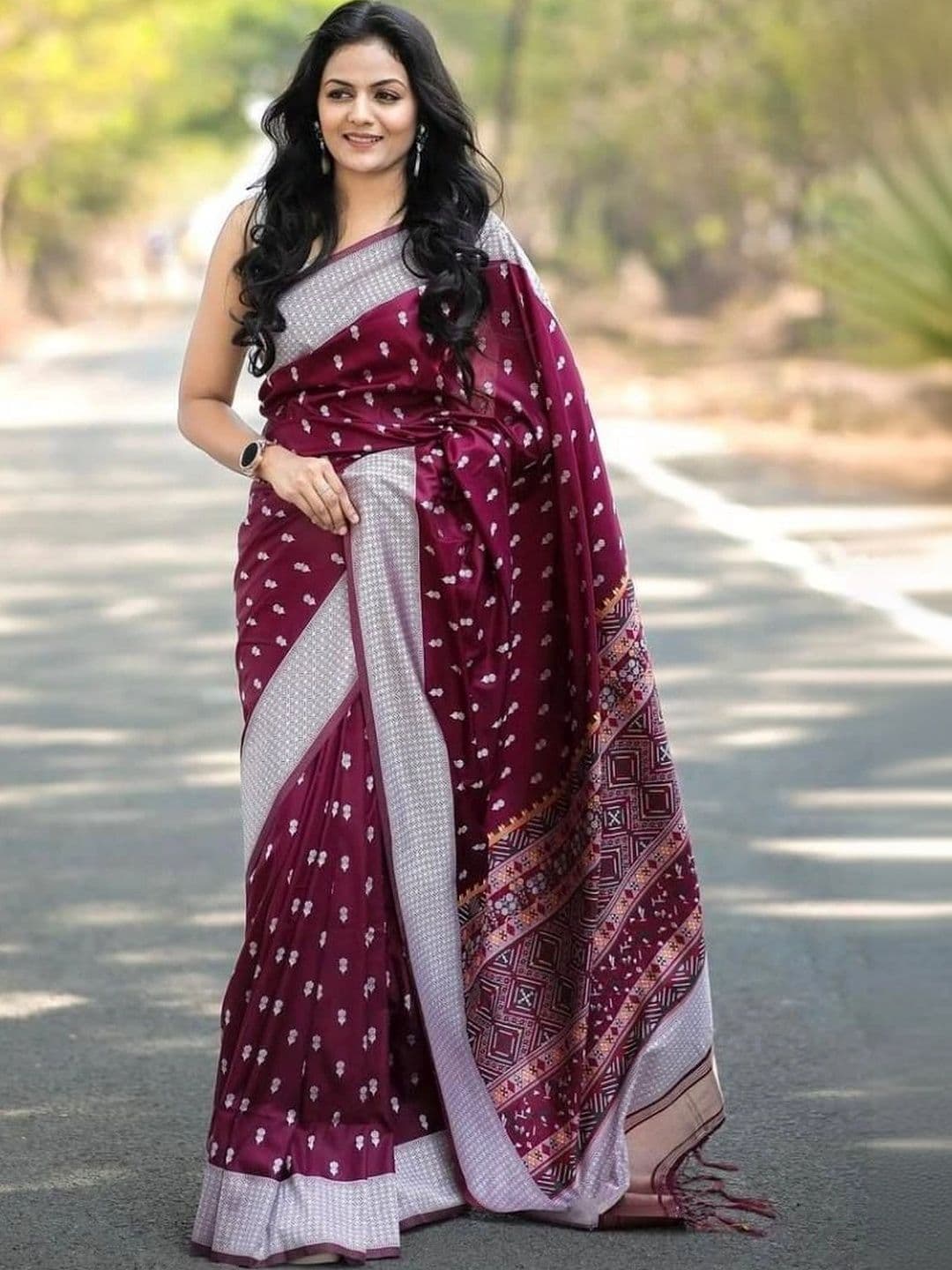 revika Woven Design Zari Art Silk Designer Kanjeevaram Saree - view 1