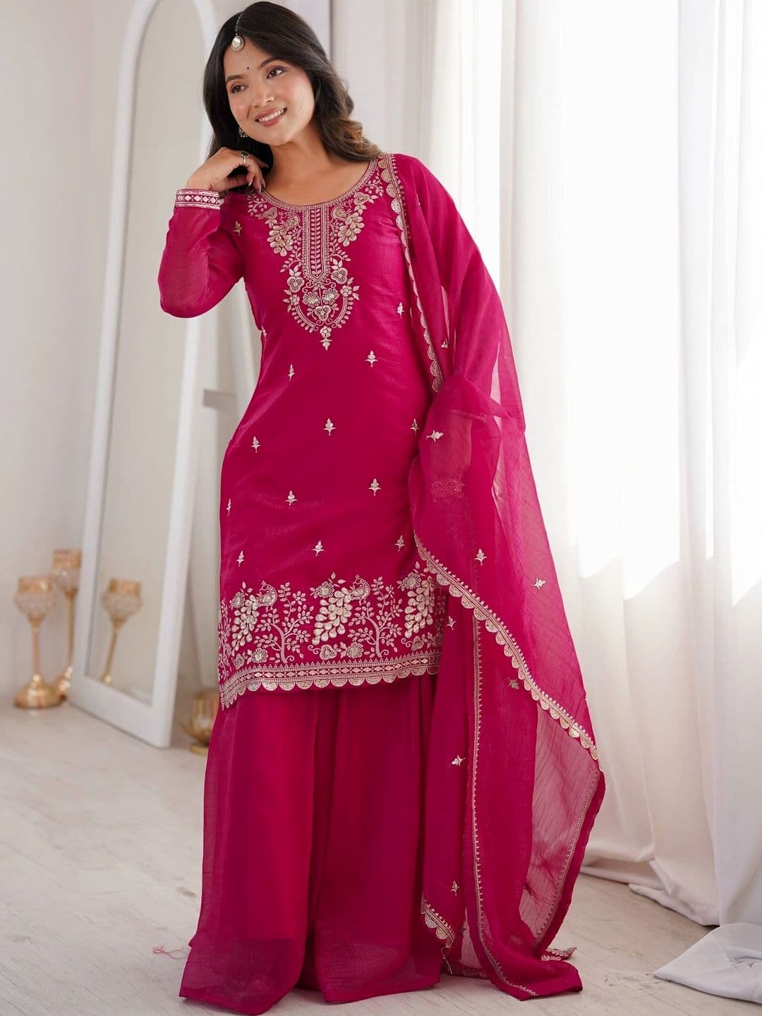 VASTRABELLA Women Ethnic Motifs Embroidered Regular Kurta with Sharara & With Dupatta thumbnail 3