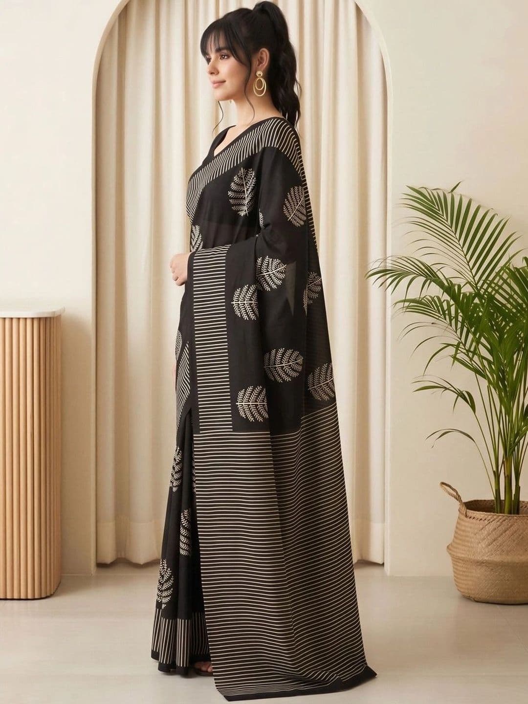 Saree mall Batik Silk Blend Designer Dabu Sarees thumbnail 7