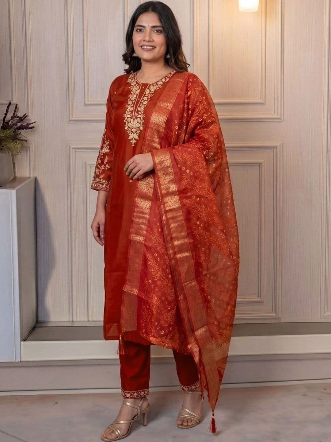 FIC FUSION CULTURE Women Ethnic Motifs Embroidered Regular Thread Work Kurta with Trousers & With Dupatta thumbnail 2