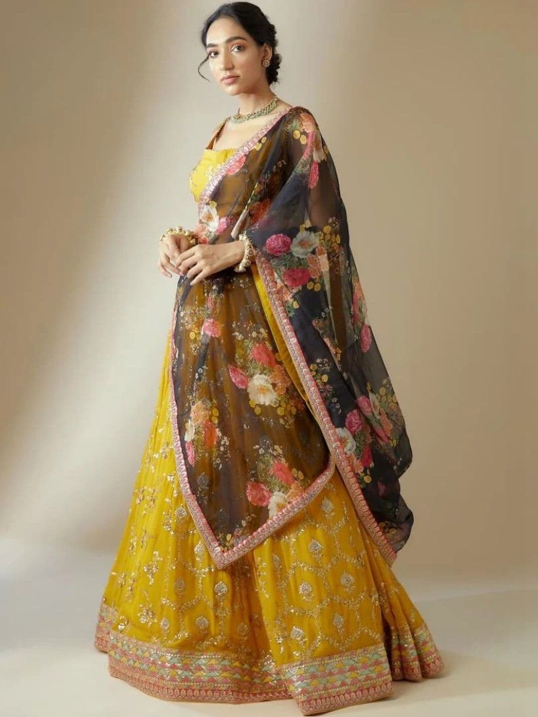 JIHU CULTURE Embellished Sequinned Semi-Stitched Lehenga & Blouse With Dupatta thumbnail 5