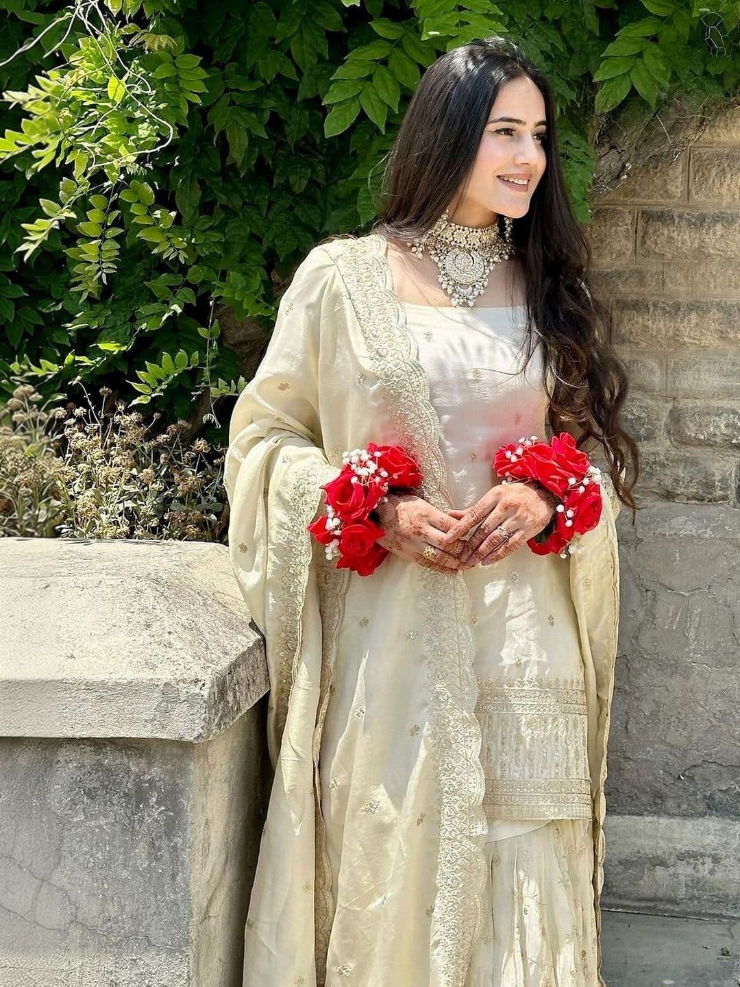 HAMSIKA Women Ethnic Motifs Embroidered Regular Sequinned Kurta with Sharara & With Dupatta thumbnail 4