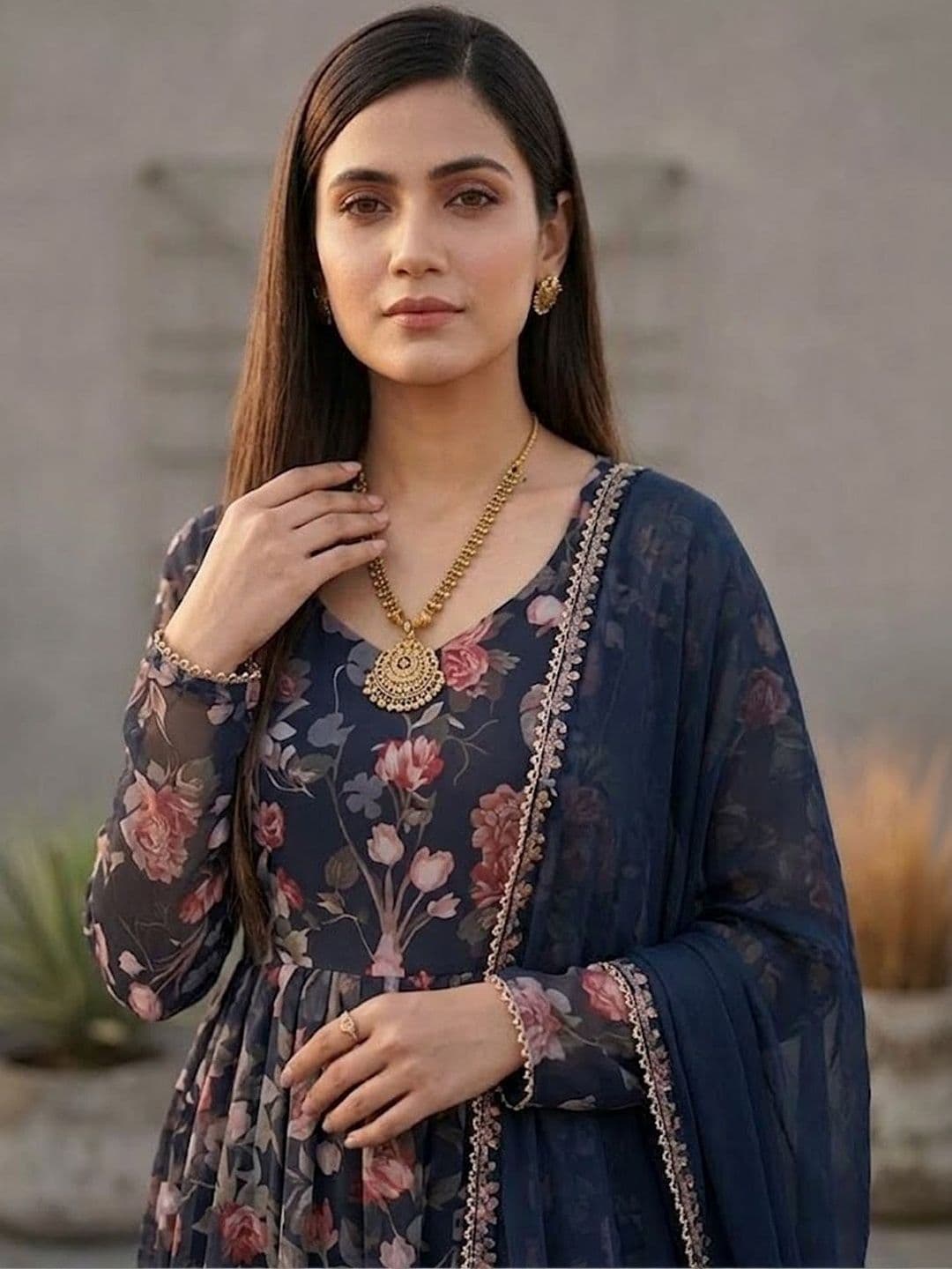 AADVIKA Women Floral Printed Floral Georgette Blend Anarkali Kurta thumbnail 4
