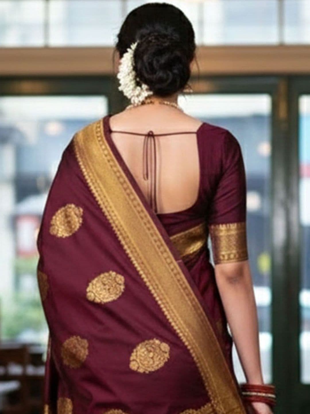 all about you Ethnic Motifs Zari Silk Blend Heavy Work Mysore Silk Saree thumbnail 3