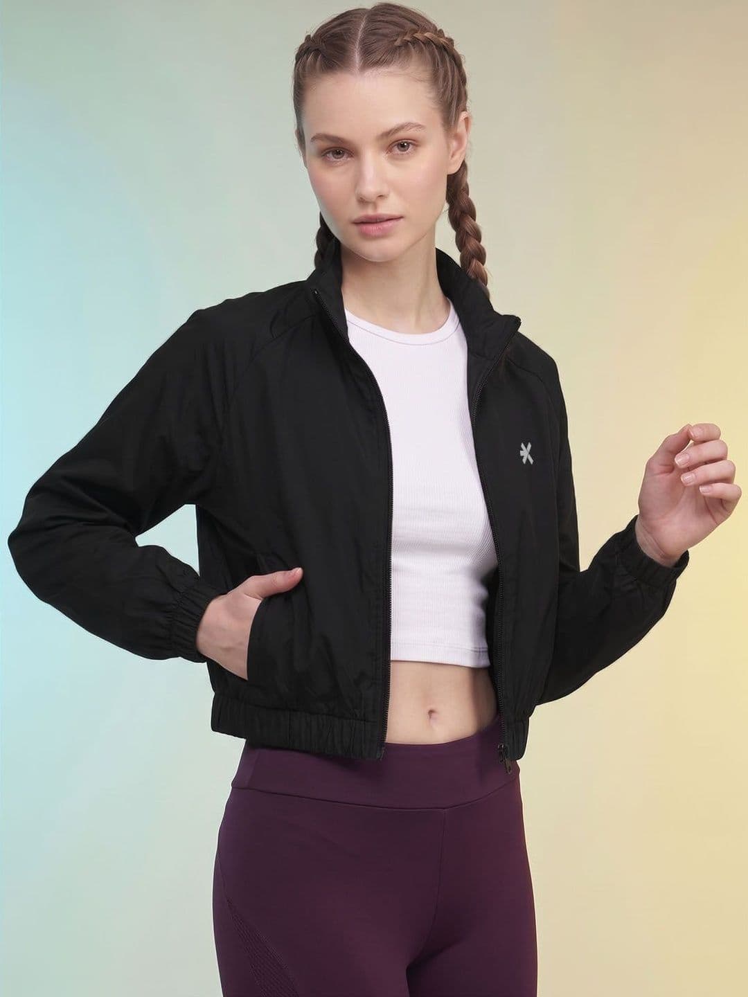 HRX by Hrithik Roshan Women Brand Logo Lightweight Crop Training or Gym Sporty Jacket thumbnail 2