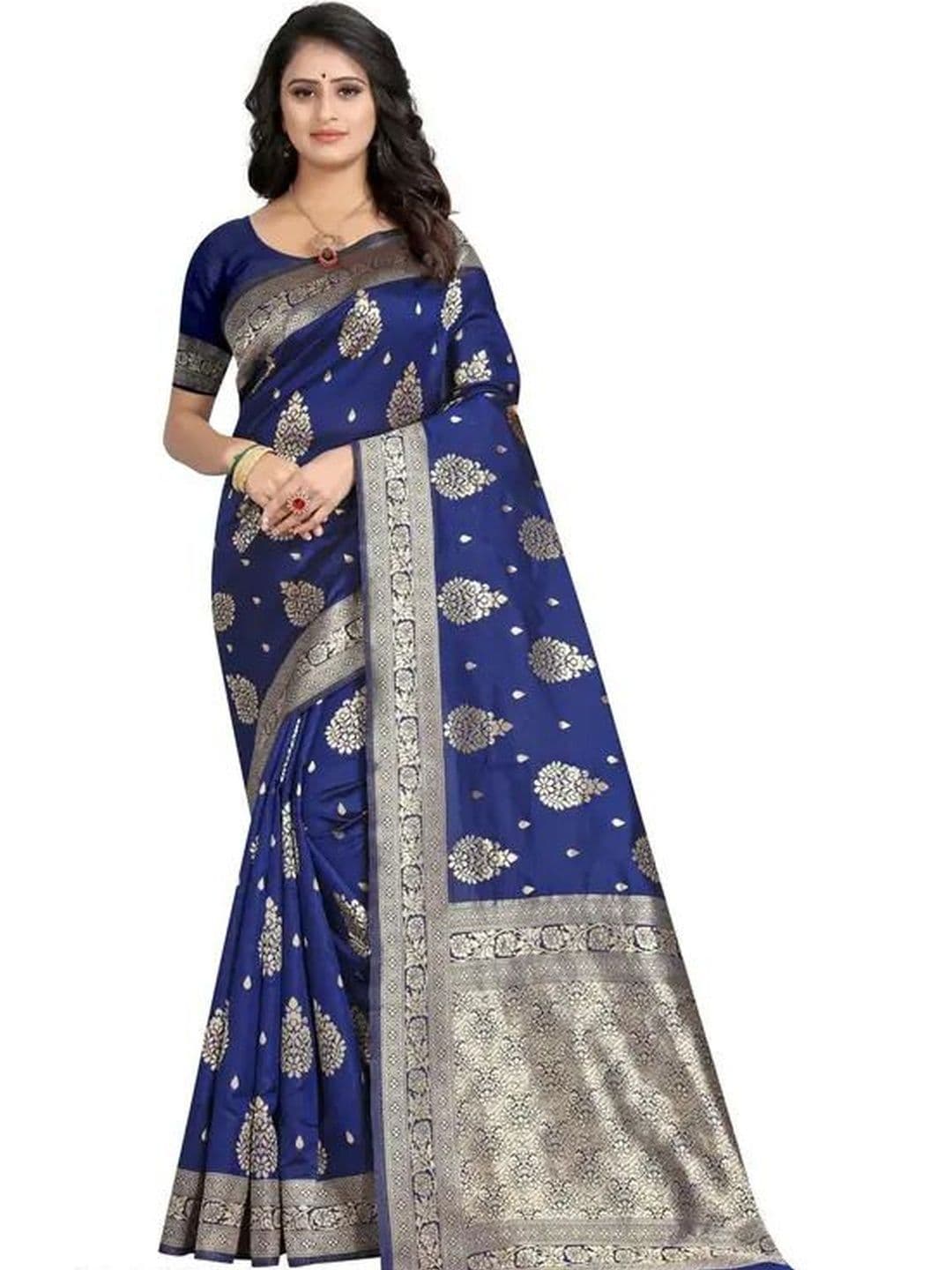 Traditional Villa Ethnic Motifs Zari Silk Blend Heavy Work Kanjeevaram Saree - view 1
