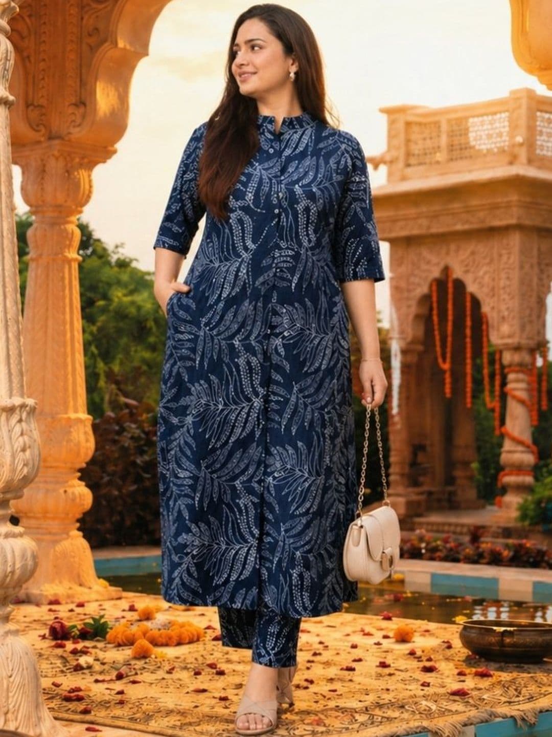 Klere Women Ethnic Motifs Printed Regular Kurta with Palazzos thumbnail 5