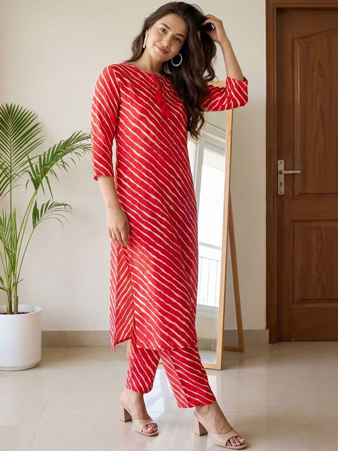 Indo Era Women Printed Regular Kurta with Trousers thumbnail 5