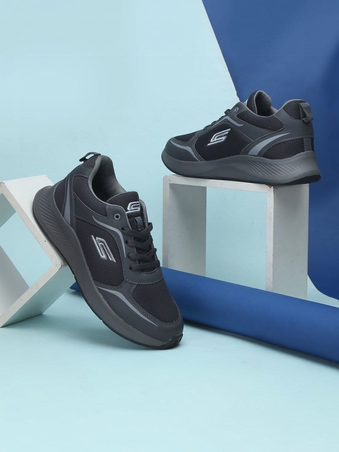 CLUB STYLE Men Mesh Walking Non-Marking Shoes - view 1