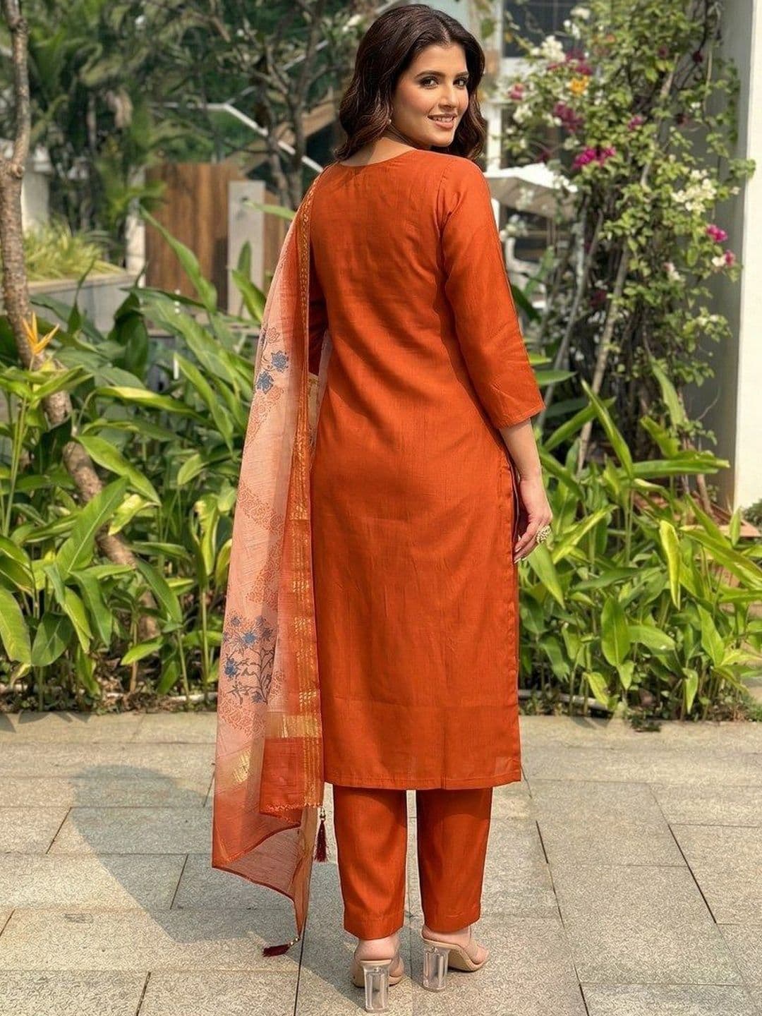 KALINI Women Floral Regular Thread Work Kurta with Trousers & With Dupatta thumbnail 2